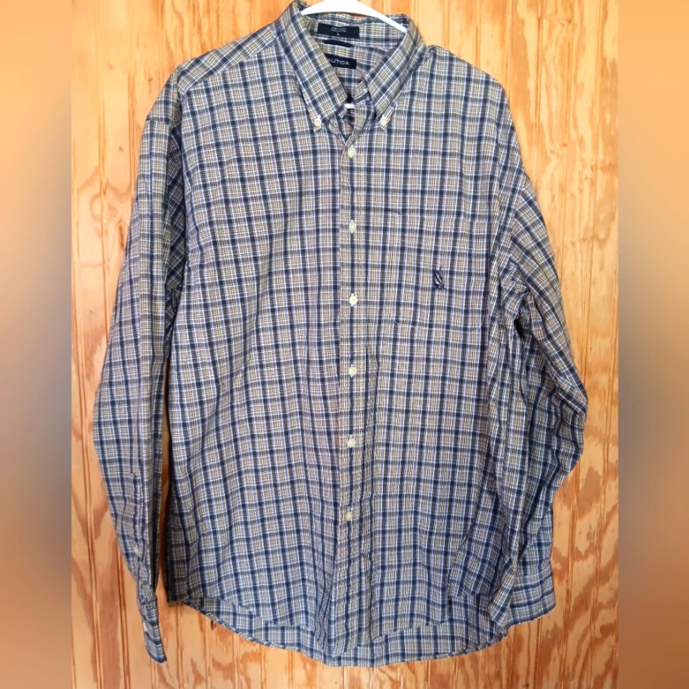 Nautica Men's Blue and White Plaid Shirt
